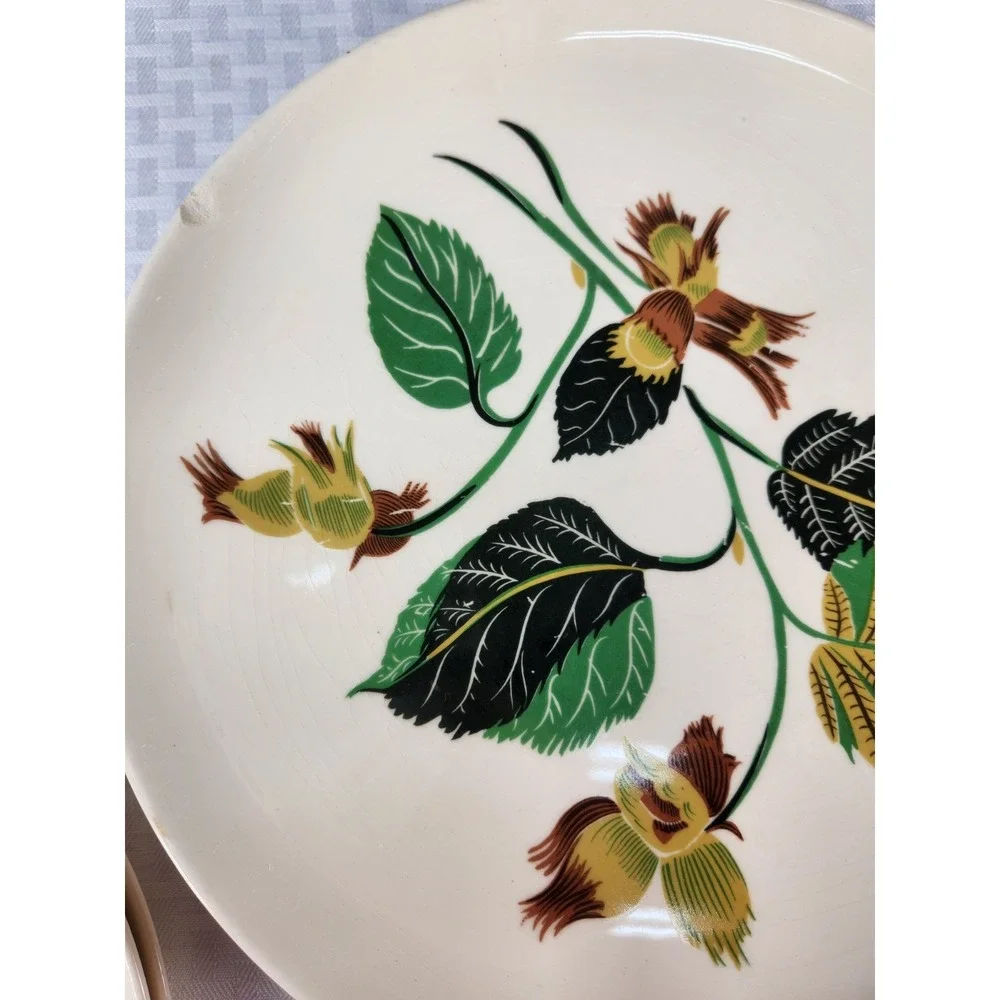 Ballerina China Hazelnut Potteries Leaves & Nuts Set of 8 Dinner Plates
